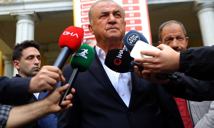 Ayrıntılar Netleşti: Yine yaptı babalığını! Fatih Terim'den Okan Buruk için dikkat çeken sözler: Gelişmeler Ta