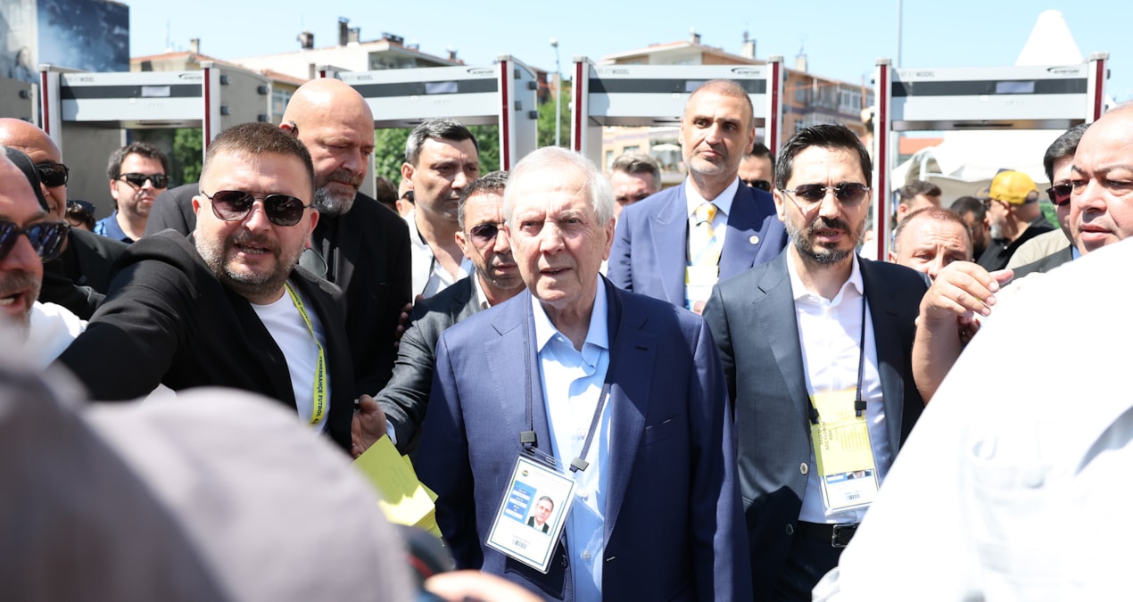 Son Gelişme: Aziz Yıldırım'dan büyük ters köşe! Herkes Aykut Kocaman'ı bekliyordu, İsmail Kartal resmen duyuru