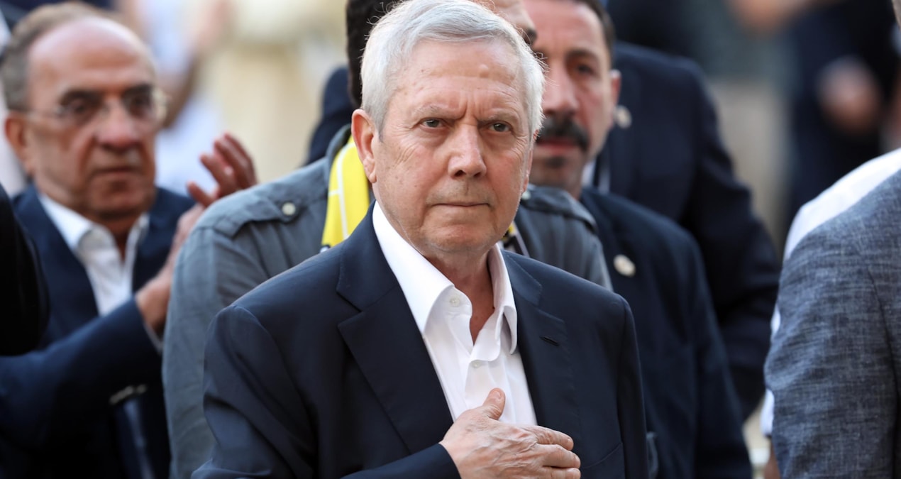 Ayrıntılar Netleşti: Aziz Yıldırım Fenerbahçe başkanlığı için son noktayı koydu - En Son Haber - Son Dakika Bi