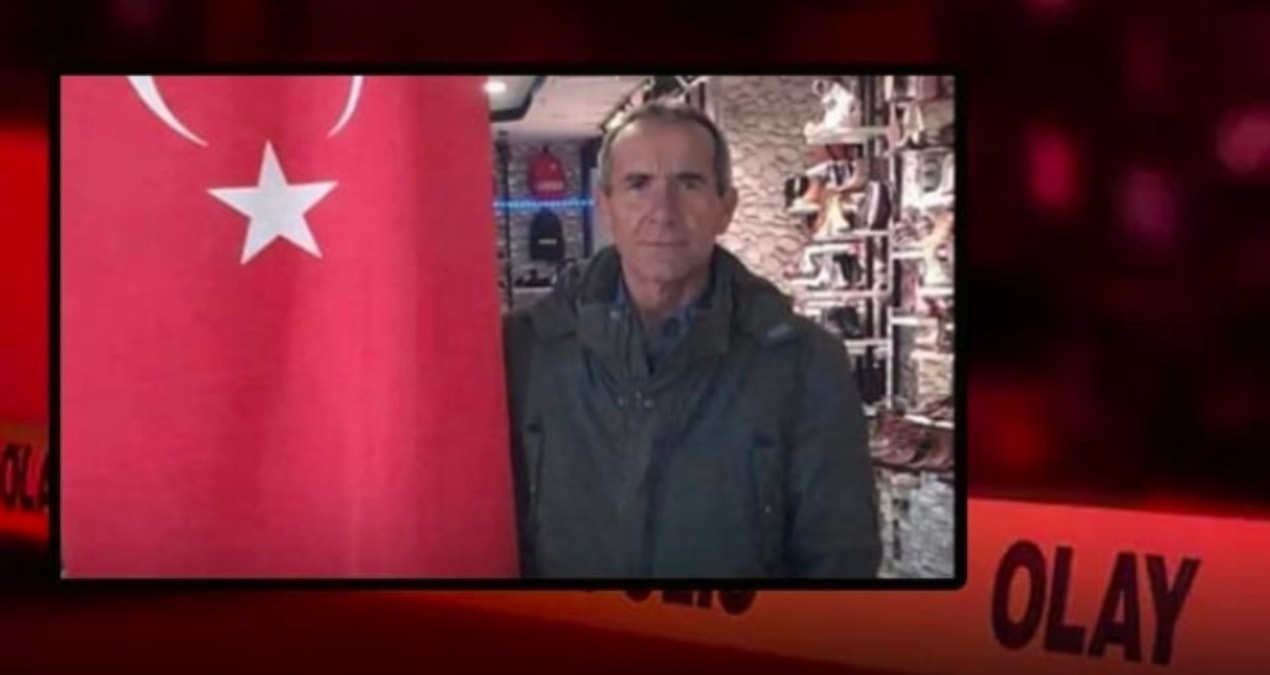 Son Gelişme: Babasını 12 bıçak darbesiyle öldürdü! Ekiplere söyledikleri kan dondurdu - Son Dakika Haberleri