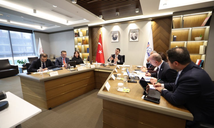 Bakan Kurum, COP31'e 12 gün kala Danışma Kurulu üyeleriyle görüştü: Gelişmeler Takip Ediliyor