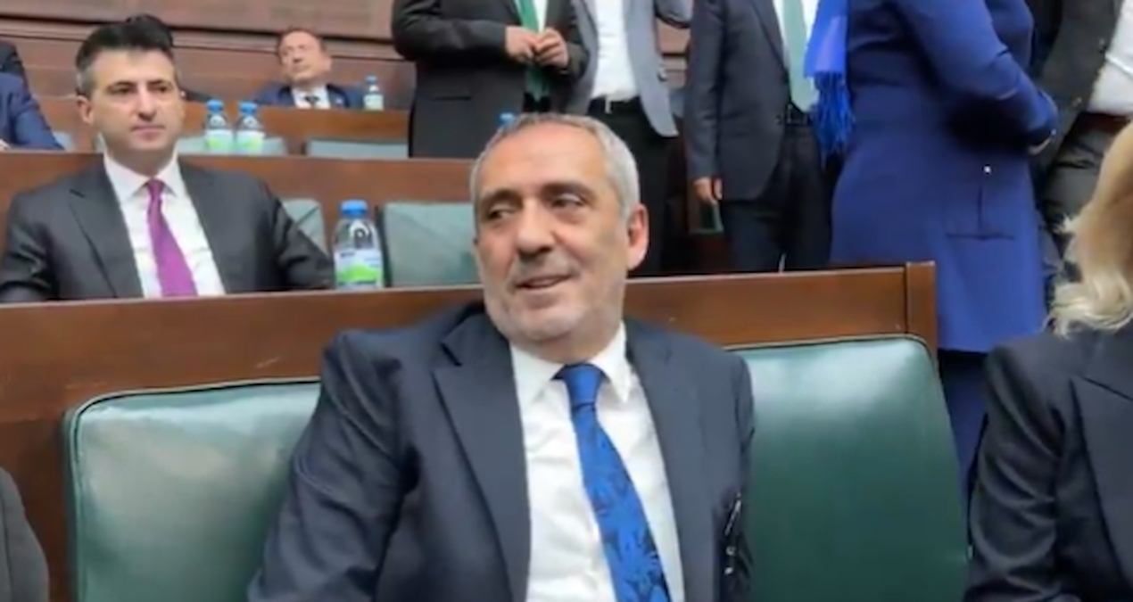 Sıcak Gündem: Bakanlara konuşmak yasaklandı, gazetecilere Yavuz Bingöl kaldı - En Son Haber | İşte Tüm Ayrıntı