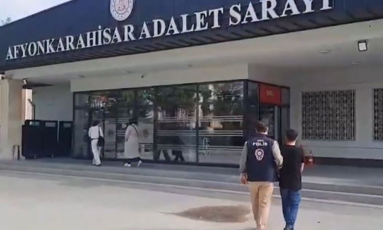 Bakanlık 25 ilde 473 şüphelinin yakalandığını, 286'sının tutuklandığını tüm detaylarıyla paylaştı - Son Dakika