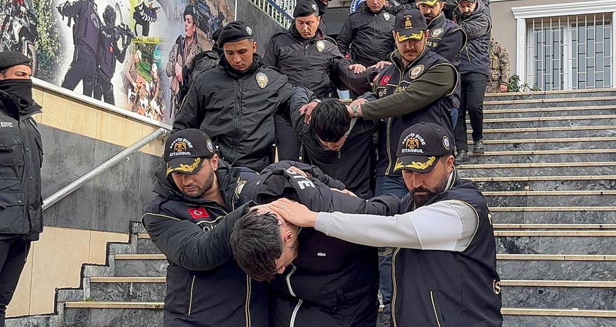 Ayrıntılar Netleşti: Bakırköy'deki sır cinayet: 12 kişi adliyeye sevk edildi - En Son Haber - Son Dakika Bilgi
