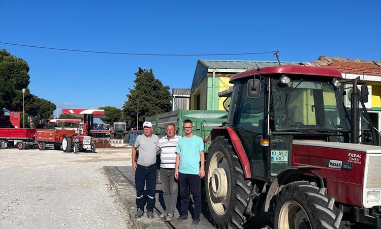 Balıkesir Manyas'ta Yağlı Tohumlar Koop. bugüne dek 1600 ton civarında ayçiçeği aldı - Son Dakika Bilgileri