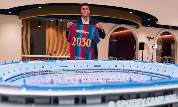 Barcelona, Rodri Transferini Resmen tüm detaylarıyla paylaştı - Haberleri: Gelişmeler Takip Ediliyor