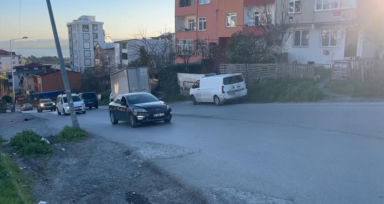 Gündemden Son Bilgiler: Başakşehir'de İSKİ su tankerinin çarptığı kadın yaşamını yitirdi - Son Dakika