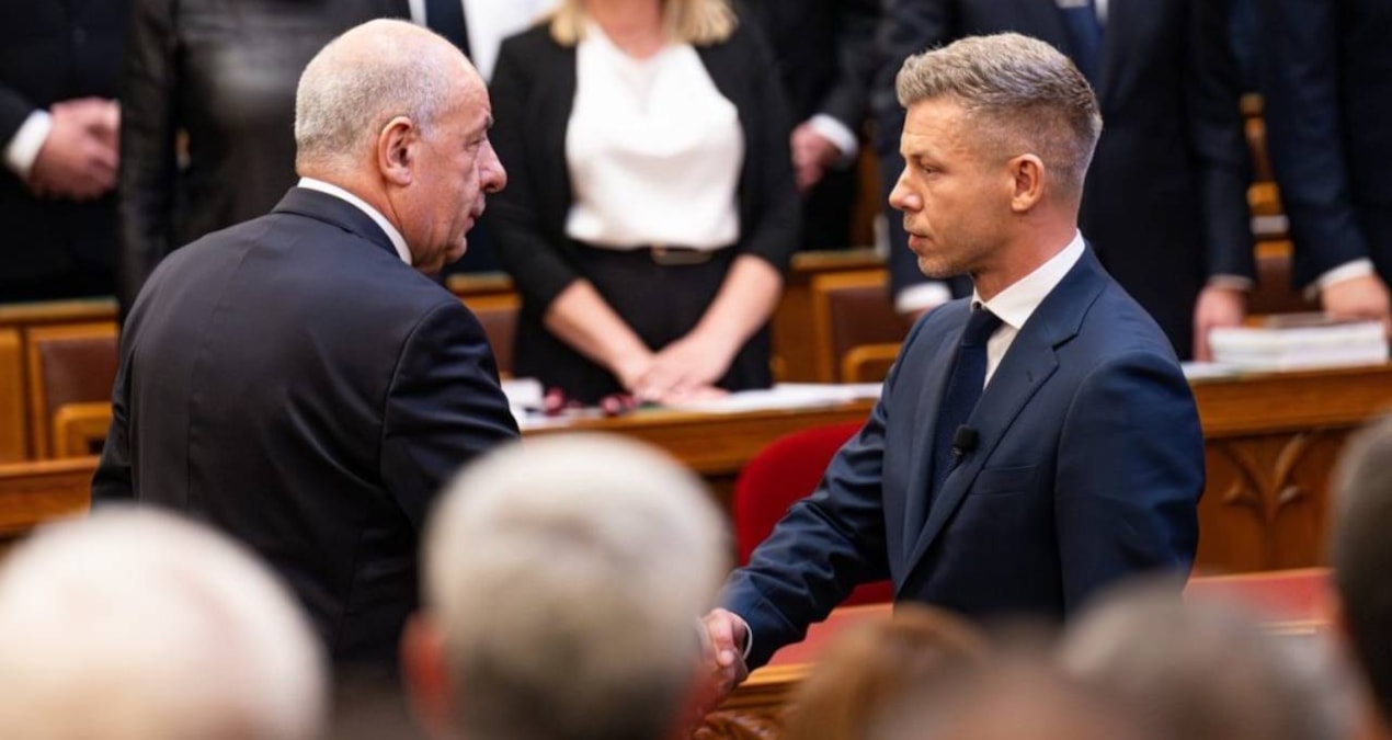 Chaos broke out in the country when the prime minister tried to dismiss the president - News