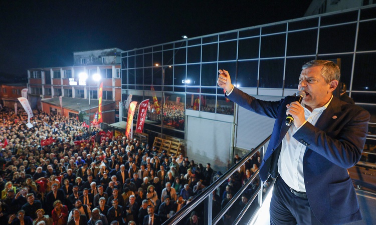 Basın örgütlerinin çağrısıyla düzenlenecek yürüyüşe Özgür Özel de İzmir'de katılacak | İşte Tüm Ayrıntılar