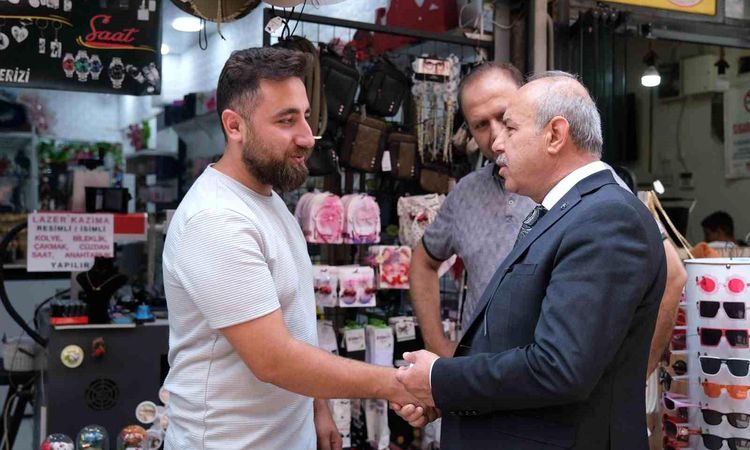 Mayor Kılıç met with Alaybey tradesmen - News