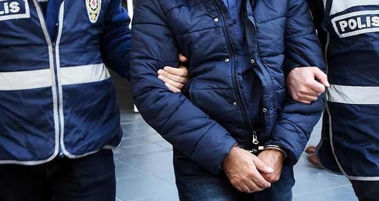 Ayrıntılar Netleşti: Baykan’da narkotik operasyonu: Midelerinden uyuşturucu çıktı - Son Dakika Haberleri: Geli