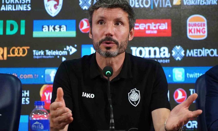 Ayrıntılar Netleşti: Belçika Milli Takımı'nda Van Bommel Dönemi: 2 Yıllık Sözleşme İmzalandı - Son Dakika: Gel