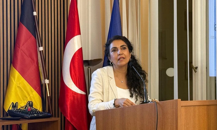 Berlin Brandenburg Türkiye Toplumu koalisyona göçmen talepleri için çağrı yaptı: Gelişmeler Takip Ediliyor