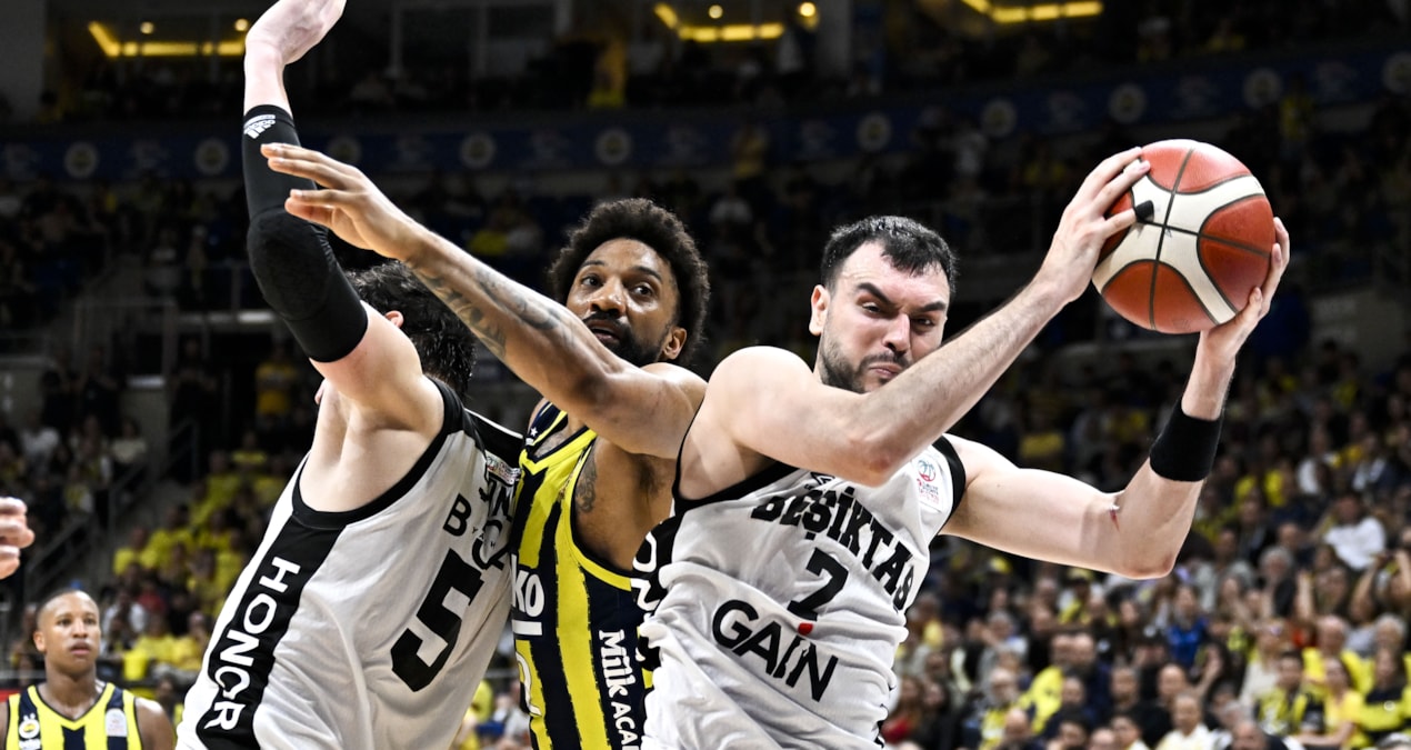Son Gelişme: Beşiktaş derbiyi kazandı, seride öne geçti - Son Dakika: Gelişmeler Takip Ediliyor