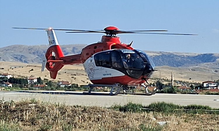 Gündemden Son Bilgiler: Beypazarı'nda rahatsızlanan hasta hava ambulansıyla hastaneye sevk edildi - Son Dakika