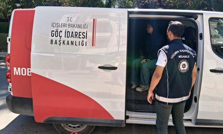 Kritik Açıklama: Bilecik'te düzensiz göç uygulaması: 861 kişi sorgulandı - Son Dakika Haberleri ve Merak Edile