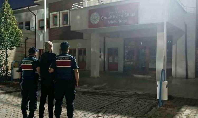 4 Syrians traveling without a residence permit or temporary protection ID card were seized in Bilecik - News