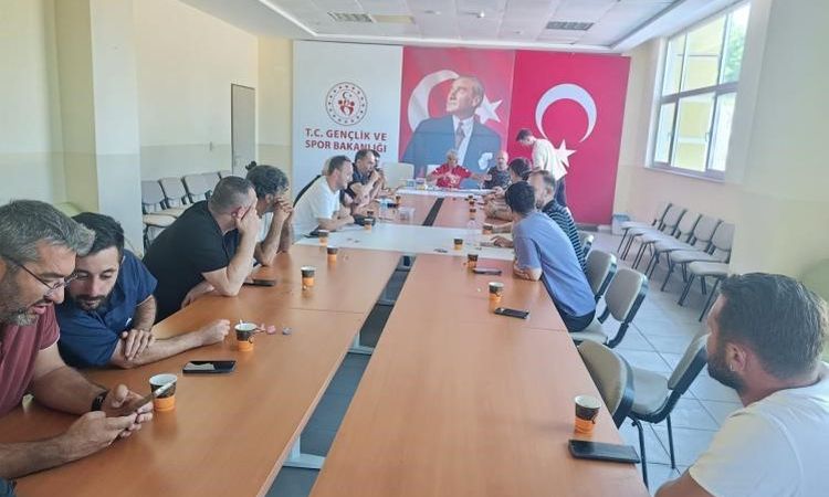 Son Gelişme: Bilecik'te U11, U12 ve U13 Gençler Ligi Kura Çekimi Yapıldı - Son Dakika ve Merak Edilenler