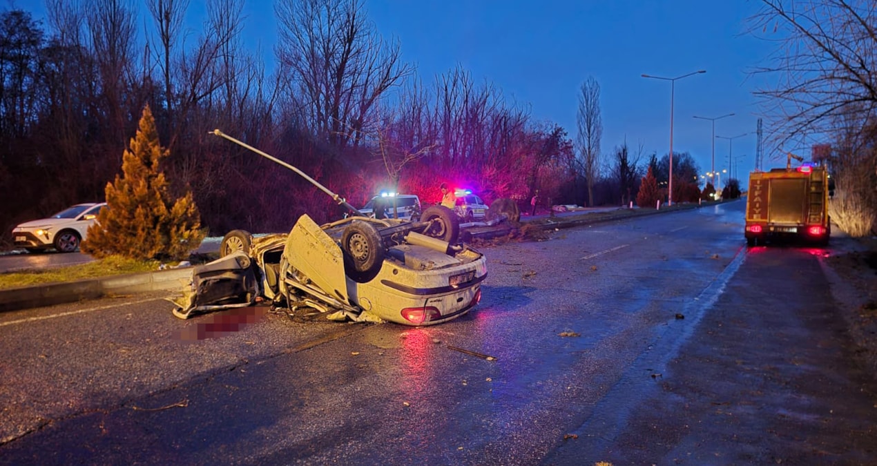 Ayrıntılar Netleşti: Bingöl’de feci kaza: Kontrolden çıkan otomobil takla attı, 22 yaşındaki genç öldü - Haber