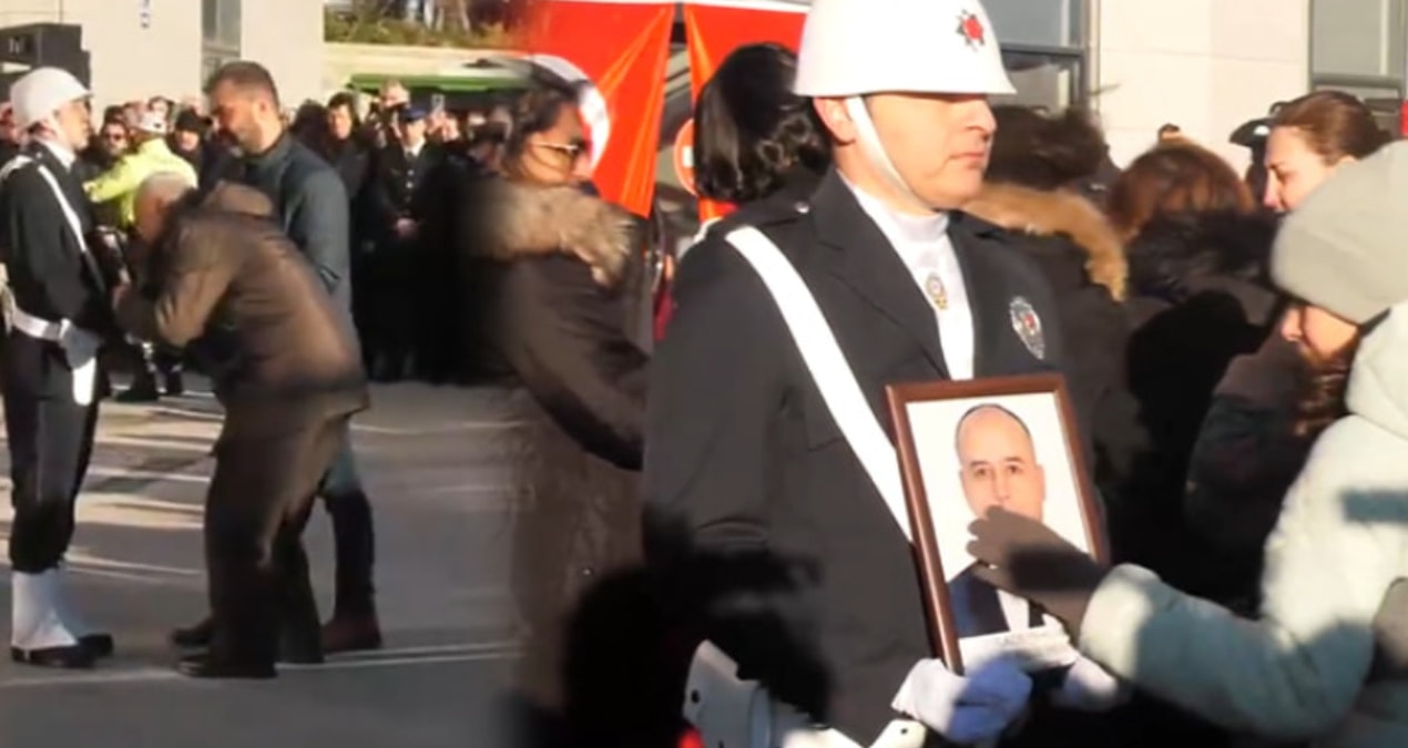 Gündemden Son Bilgiler: Biri şehidin babası biri kızı... Fotoğraflarına sarılıp ağladılar! - Son Dakika ve Mer