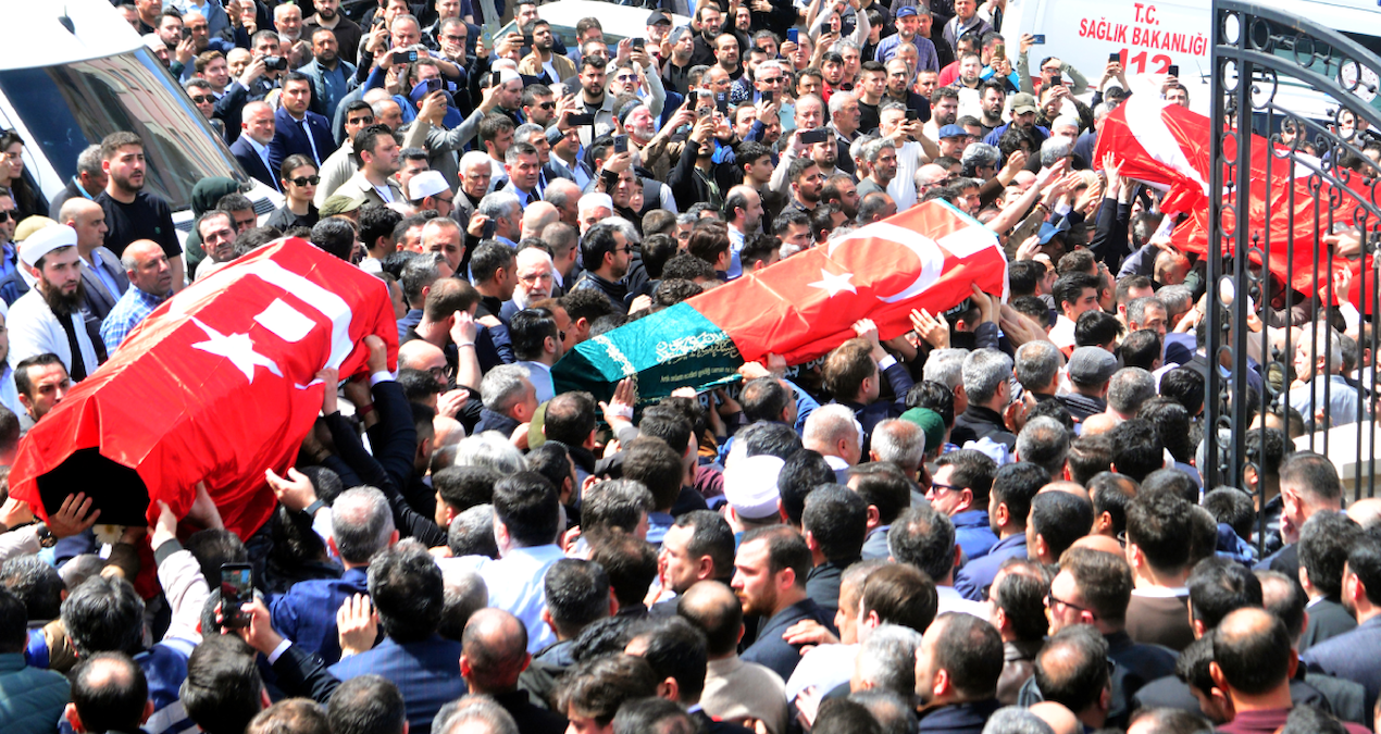 Son Gelişme: Biz yastayız siz değil misiniz? - Son Dakika