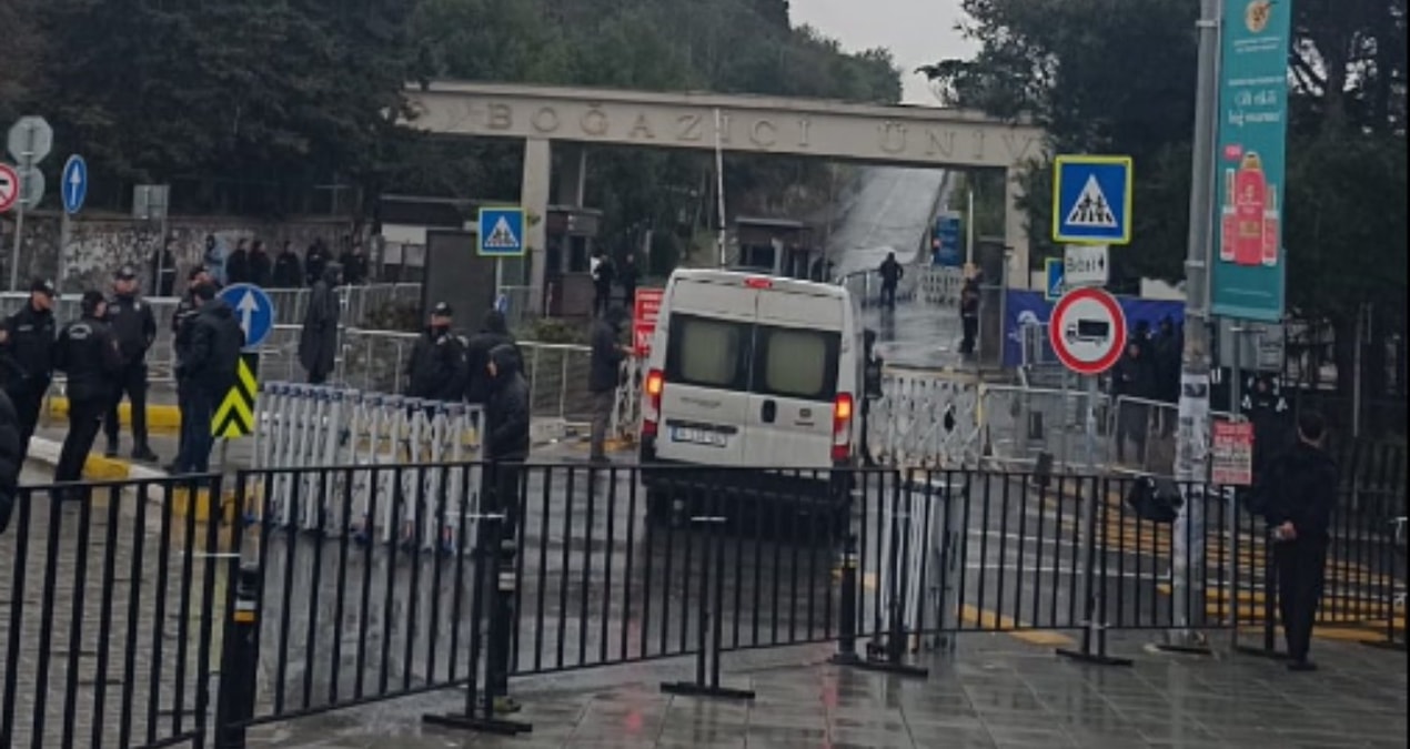 Gündemden Son Bilgiler: Boğaziçi Üniversitesi'nde 'Erdoğan önlemleri': Kampüs kapatıldı - Son Dakika Haberleri