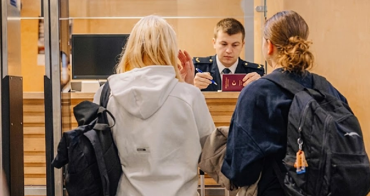 Millions of citizens with debts are banned from going abroad - Latest News