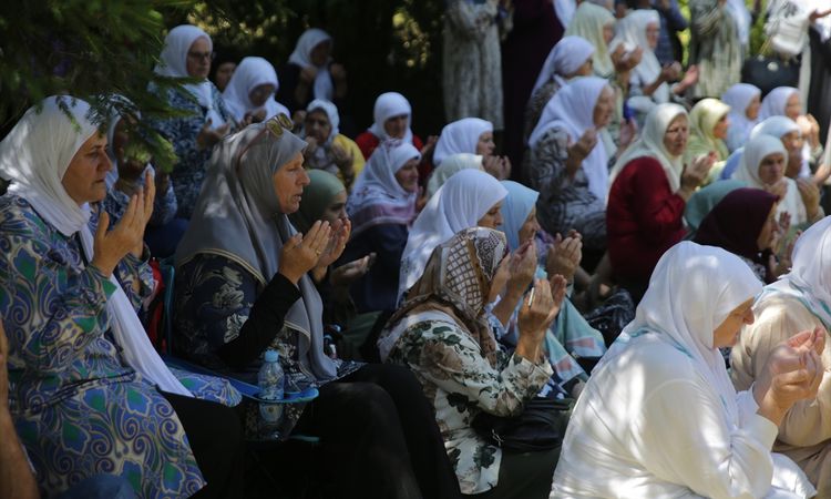Son Gelişme: Bosna Hersek'teki savaşta kurşuna dizilen 6 Srebrenitsalı genç, ölümlerinin 31'inci yılında anıld