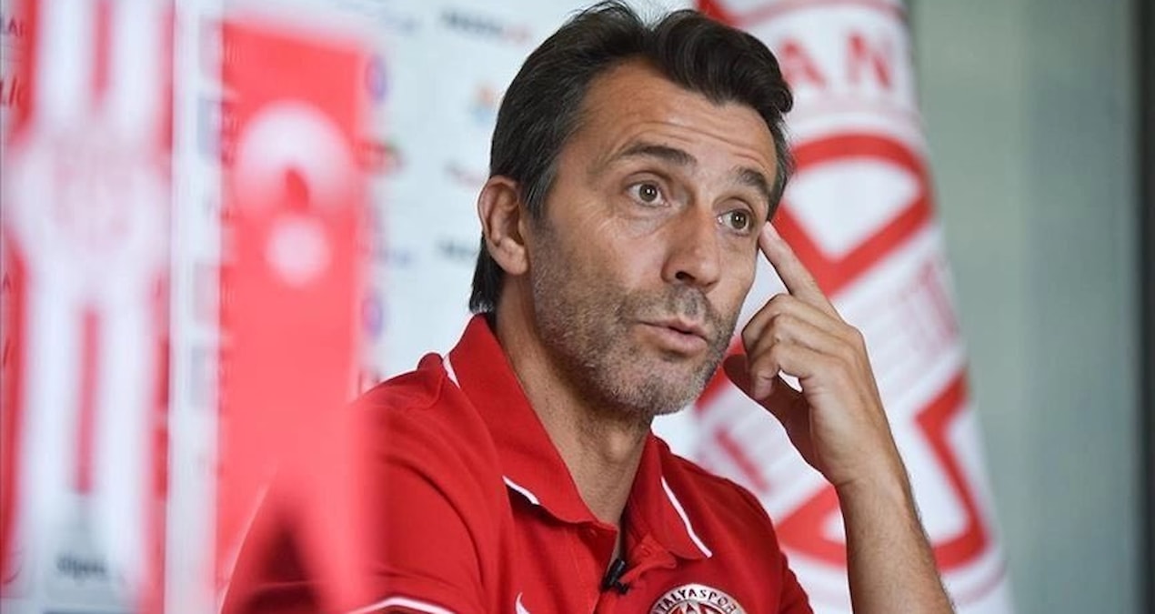 Son Gelişme: Bülent Korkmaz Antalyaspor'un başına geçti - Son Dakika Haberleri ve Merak Edilenler