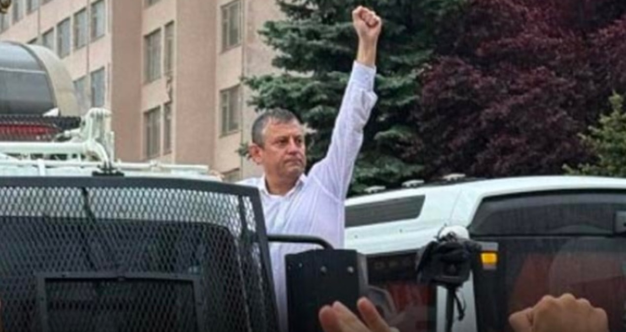 Kritik Açıklama: 'Bundan sonra meydanlardayız' demişti: Özgür Özel'in İzmir mitingine Valilik engeli - Son Dak