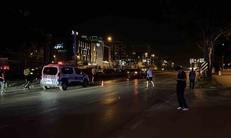 Sıcak Gündem: Bursa'da ana arterde yaya kazası: 53 yaşındaki adam ağır yaralandı - Son Dakika Haberleri | İşte