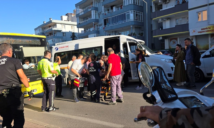 Bursa Mudanya'da fenalaşan servis minibüsü sürücüsü kaza sonrası hastanede öldü | İşte Tüm Ayrıntılar