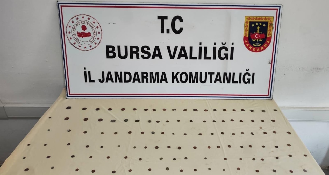 Ayrıntılar Netleşti: Bursa'da tarihi eser kaçakçılığı operasyonu: 137 sikke ele geçirildi - En Son Haber - Son