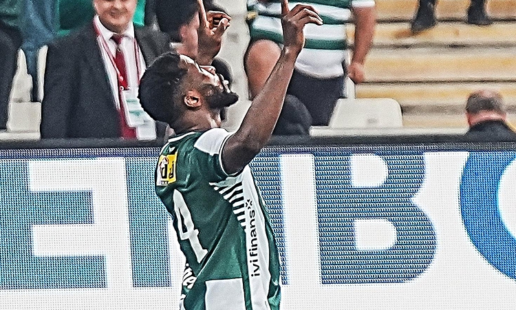 Bursaspor liderlik maçında golcüsü Iheanacho ile güldü - Son Dakika Bilgileri