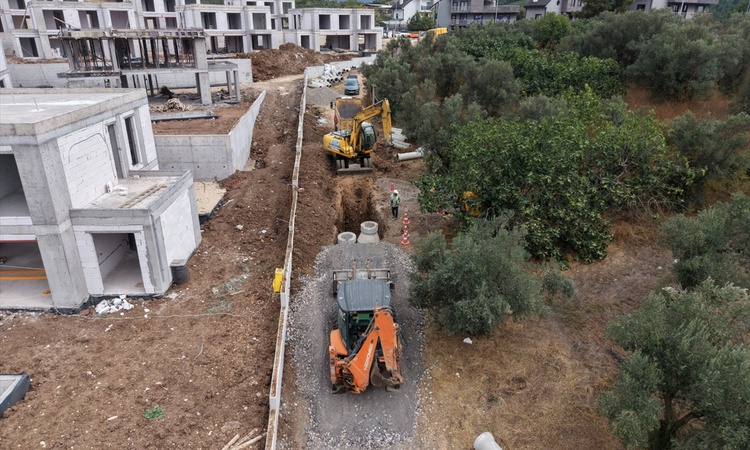 BUSKİ, Mudanya'da 1,6 km kanalizasyon ve 1,7 km yağmur suyu hatlarını bitirdi