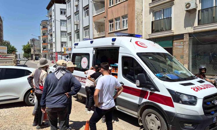 Crane operator injured after getting his hand caught in the steel rope - Last Minute