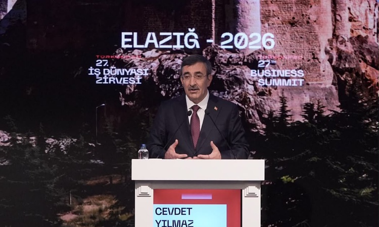 Cevdet Yılmaz, Elazığ'daki zirvede 2029'da yüzde 5 büyüme öngörüsünü paylaştı | İşte Tüm Ayrıntılar