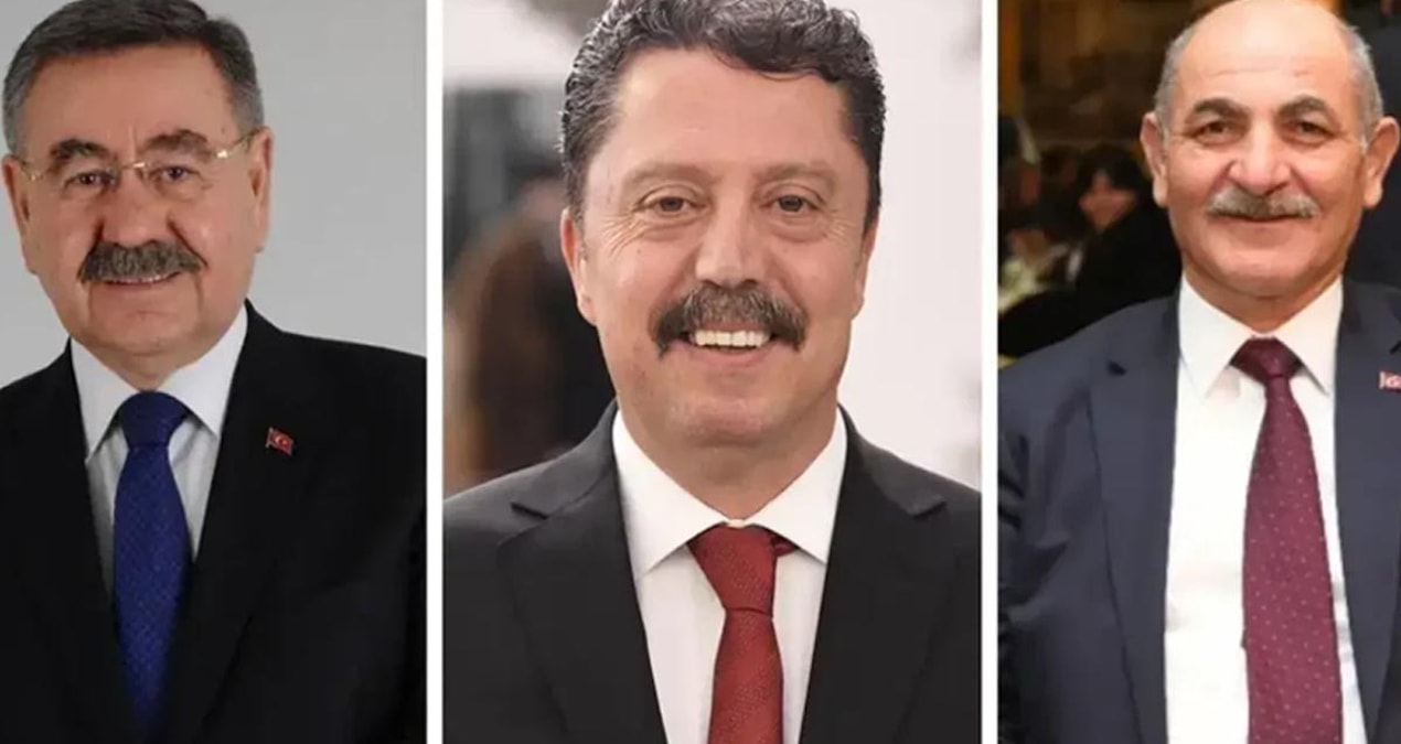 CHP'den istifa edecek denilen 3 belediye başkanından peş peşe açıklamalar - En Son Haber: Gelişmeler Takip Edi