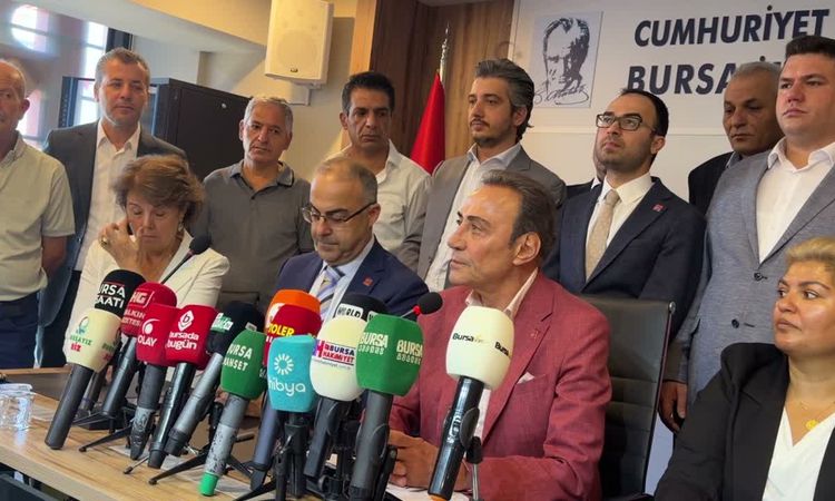 Kritik Açıklama: CHP Genel Başkan Yardımcısı Berhan Şimşek: "Gidip bir parti kurmanın acelesi, telaşı niye?" -