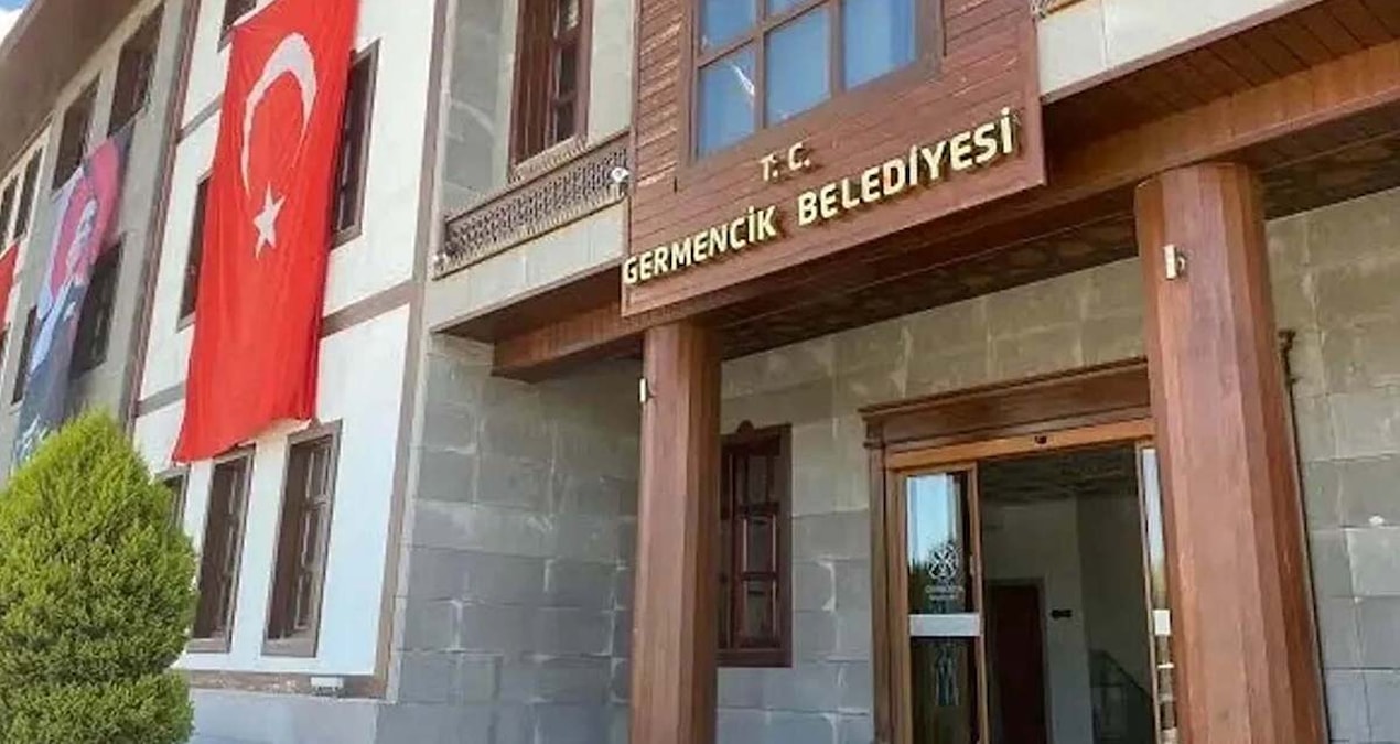 Gündemden Son Bilgiler: CHP'li belediyeye operasyon: 3 gözaltı - Son Dakika Haberleri | İşte Tüm Ayrıntılar
