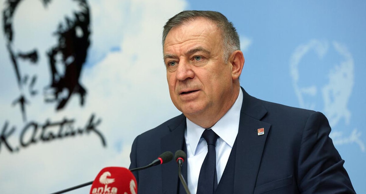 Ayrıntılar Netleşti: CHP’li Zeybek'ten Kuşadası gözaltılarına tepki: "Halkın seçtiğini engelleyemezsiniz" - En