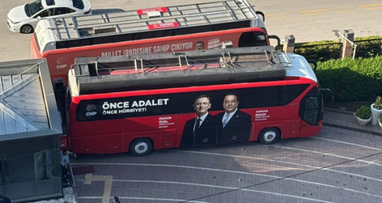 Ayrıntılar Netleşti: CHP otobüsleriyle barikat kuruldu TOMA'lar giremedi - En Son Haber ve Merak Edilenler