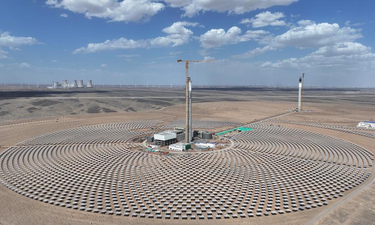Çin'in GSYİH birimi başına karbondioksit emisyonu 2025'te yüzde 17,7 azaldı