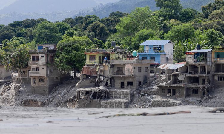 Çin, Nepal'deki Hidroelektrik Santrali Tünel Kurtarmasına Uzman Gönderdi: Gelişmeler Takip Ediliyor