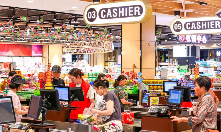 Retail Sales in China Increased by 2.7 Percent in the First Half of the Year - Last Minute