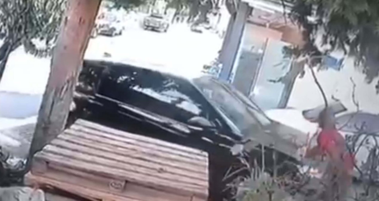 The old man who was hit by a jeep lost his life - Breaking News