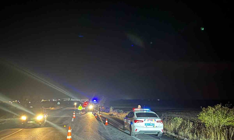 Çorlu'da kamyonla çarpışan 17 yaşındaki motosikletli öldü, sürücü aranıyor ve Merak Edilenler