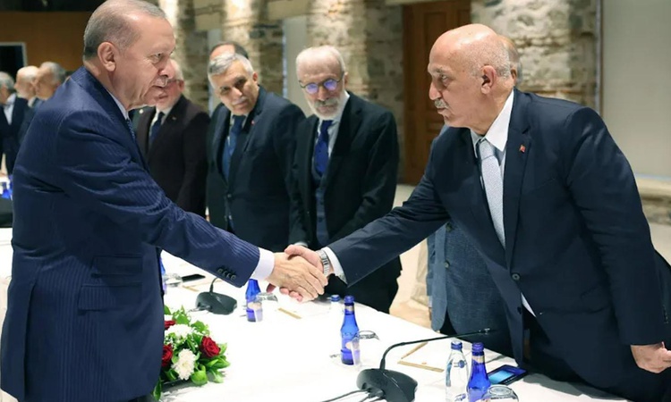 Cumhurbaşkanı Erdoğan için muhalefete sürpriz çağrı: Karşısına aday çıkarmayın