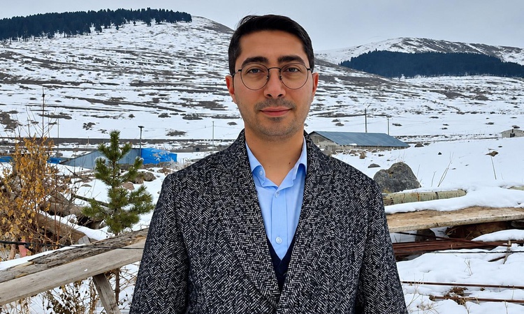 Damal Belediye Başkanı ‘rüşvet’ operasyonunda yakalanarak gözaltına sevk edildi - Son Dakika Bilgileri