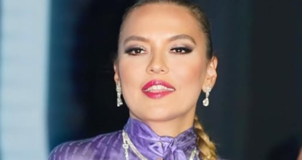 Son Gelişme: Demet Akalın'ın dolandırıcılarla başı dertte: Her şeyini kopyaladılar - En Son Haber | İşte Tüm A